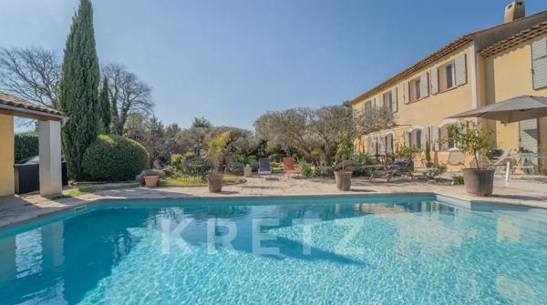 Saint-Rémy-de-Provence – Bastide avec jardin et garage – Alpilles