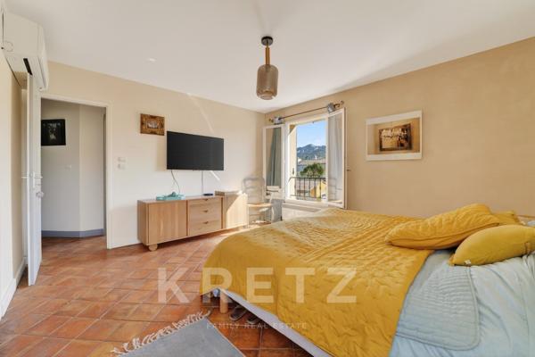 Saint-Rémy-de-Provence – Bastide avec jardin et garage – Alpilles