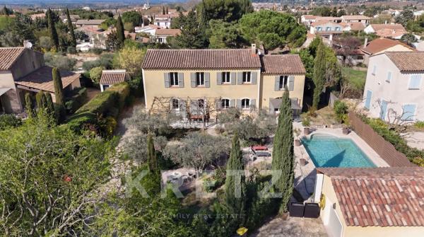 Saint-Rémy-de-Provence – Bastide avec jardin et garage – Alpilles