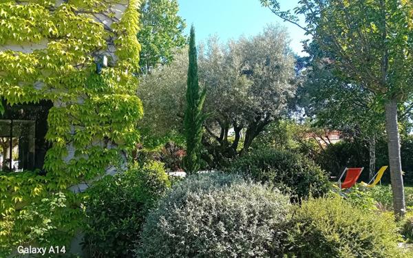 Maison à vendre    4 pièces • 185,34 m2 La Tour-d'Aigues