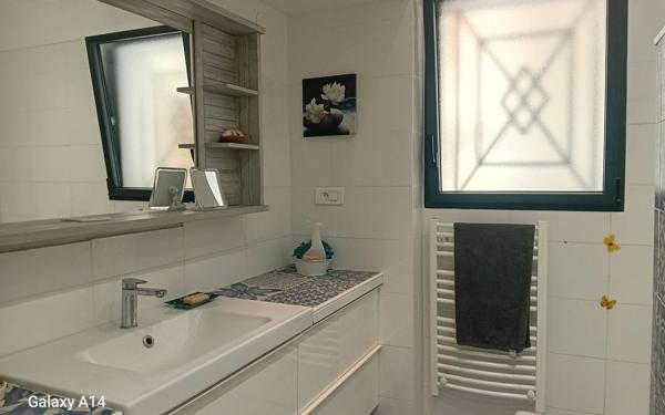 Maison à vendre    4 pièces • 185,34 m2 La Tour-d'Aigues