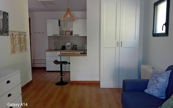 Maison à vendre    4 pièces • 185,34 m2 La Tour-d'Aigues