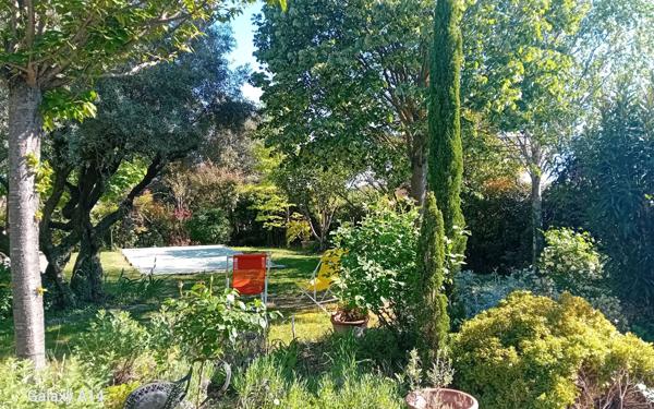 Maison à vendre    4 pièces • 185,34 m2 La Tour-d'Aigues