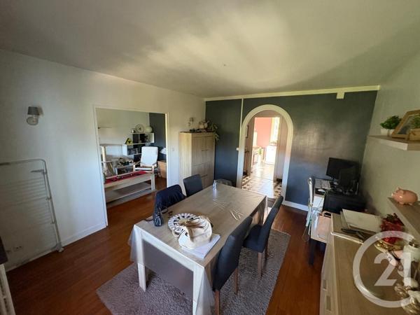 Appartement F3 à vendre  4 pièces - 76 m2 BOURG EN BRESSE - 01