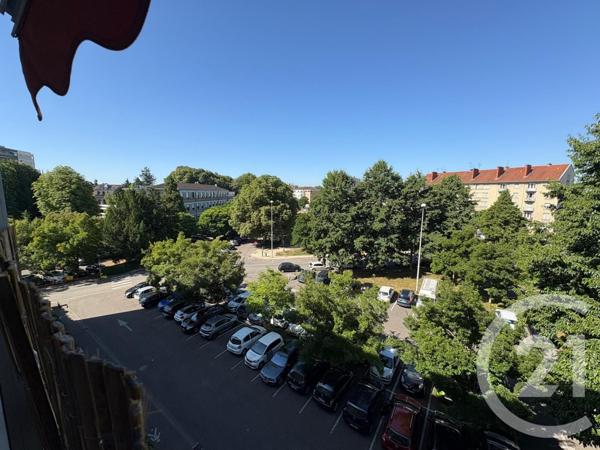 Appartement F3 à vendre  4 pièces - 76 m2 BOURG EN BRESSE - 01