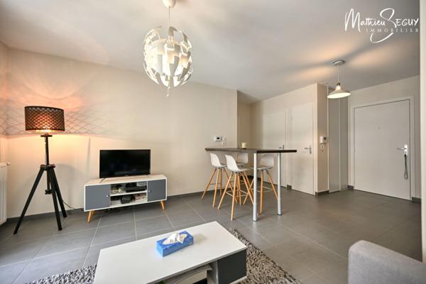 Appartement à vendre 2 pièces THURINS (69)