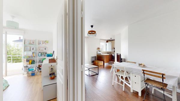 Appartement Antony 4 pièces 72.50 m2 - Parking - cave - terrasse