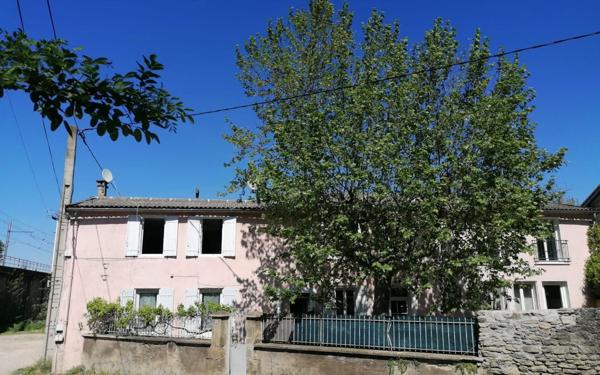 Maison à vendre    9 pièces • 207 m2 Sernhac