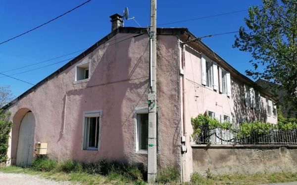 Maison à vendre    9 pièces • 207 m2 Sernhac