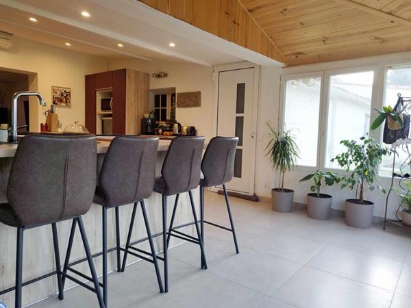 Maison Arles 9 pièce(s) 303 m2 SUR 1 hectare de parcelle