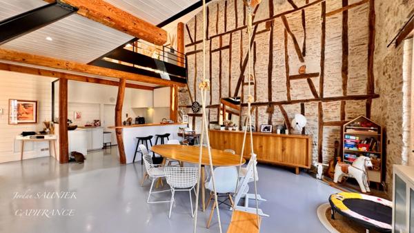 Maison de VILLE / LOFT 145m2 à vendre 4 pièces REVEL (31)