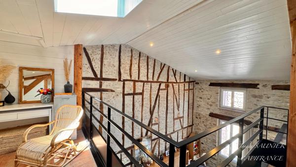 Maison de VILLE / LOFT 145m2 à vendre 4 pièces REVEL (31)