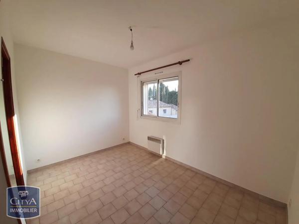 Appartement à louer 1 pièce 27.59m² Marignane (13700)