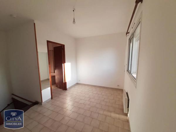 Appartement à louer 1 pièce 27.59m² Marignane (13700)