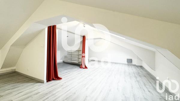 Maison de ville 5 pièces de 158 m² à Sainte-Sigolène (43600)