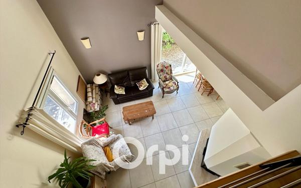 Maison à vendre    5 pièces • 129,19 m2 Froges