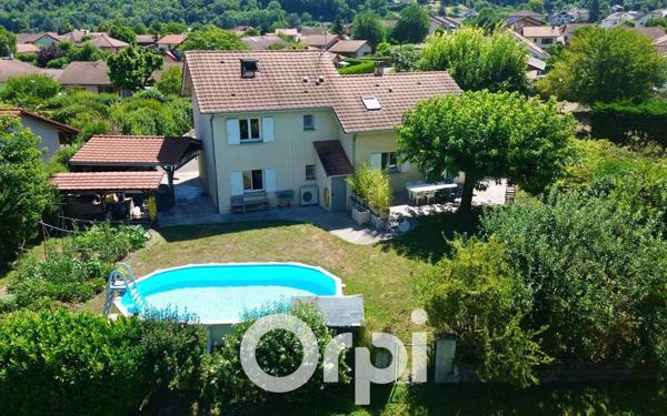 Maison à vendre    5 pièces • 129,19 m2 Froges