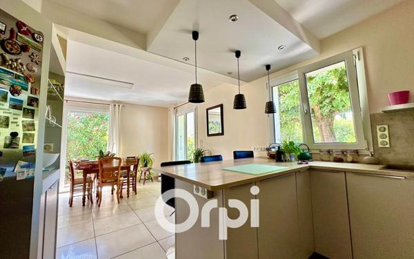 Maison à vendre    5 pièces • 129,19 m2 Froges