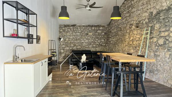 BATISSE DE 328 M2 DONT MAISON PLEINE DE CHARME + DEPENDANCES DE 240 M2 A CLAIX