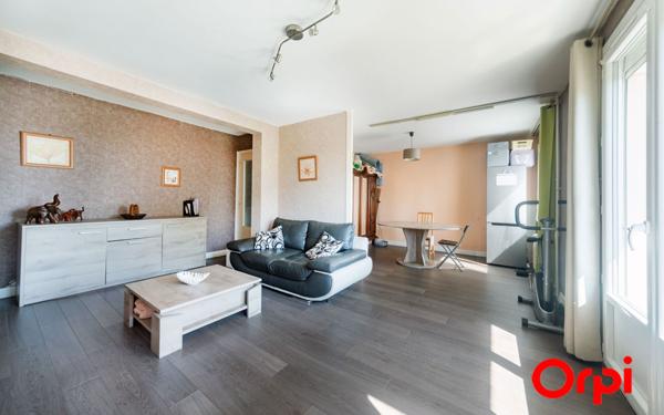 Appartement à vendre    3 pièces • 74,13 m2 Charnay-lès-Mâcon