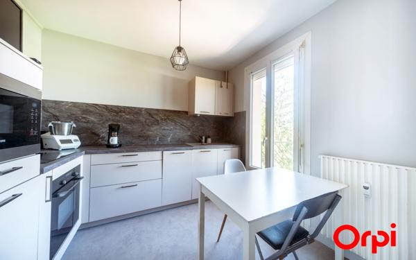 Appartement à vendre    3 pièces • 74,13 m2 Charnay-lès-Mâcon