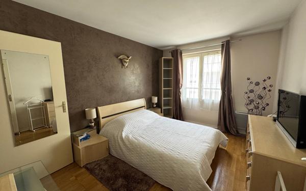 Appartement à vendre    3 pièces • 70,71 m2 Noisy-le-Grand