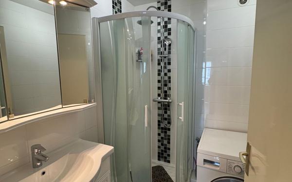 Appartement à vendre    3 pièces • 70,71 m2 Noisy-le-Grand