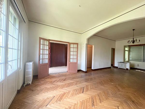 Maison à vendre à Mérignac Arlac, garage, terrain 2078m² divisible