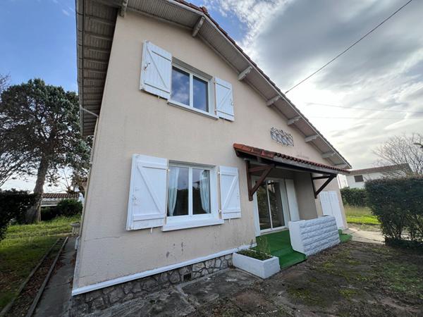 Maison à vendre Mont de Marsan Barbe d'or 4 chambres garage parquet massif