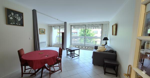 Boulogne-Billancourt (92100) Grand 3 pièces avec 2 balcons