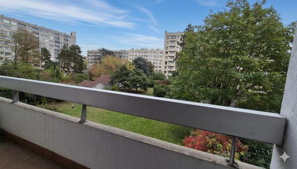Boulogne-Billancourt (92100) Grand 3 pièces avec 2 balcons