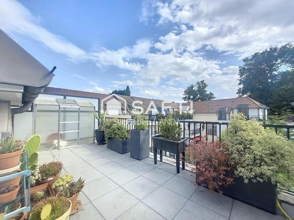 Duplex 3 pièces avec terrasses au cœur du Mesnil-Saint-Denis