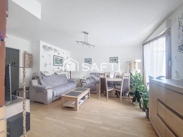 Duplex 3 pièces avec terrasses au cœur du Mesnil-Saint-Denis