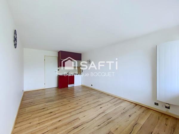 Studio + cabine 27 m2, exposé sud, balcon, ascenceur.