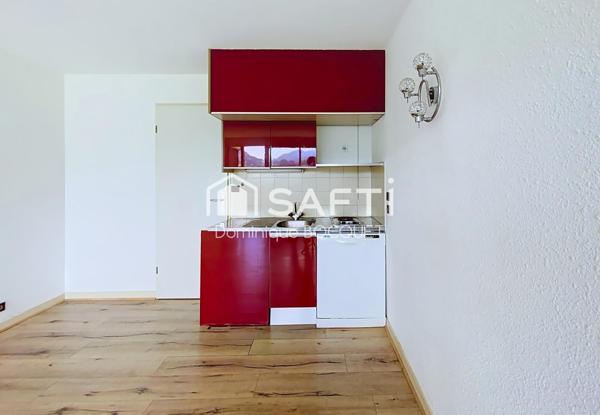Studio + cabine 27 m2, exposé sud, balcon, ascenceur.