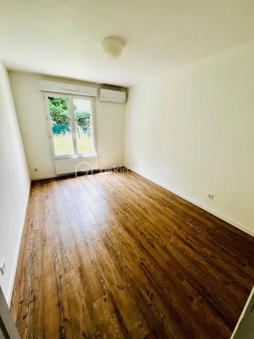 Maison d architecte de 181,55 m²