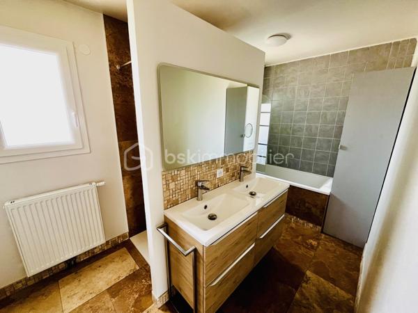 Maison d architecte de 181,55 m²