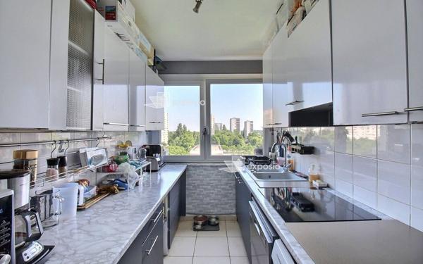 Appartement à vendre    4 pièces • 74,86 m2 Ris-Orangis