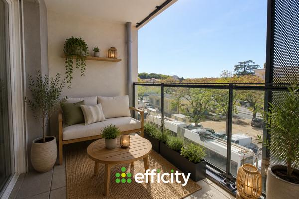 Appartement
         3 pièces
        - 62 m² Exclusivité 220 000 € *