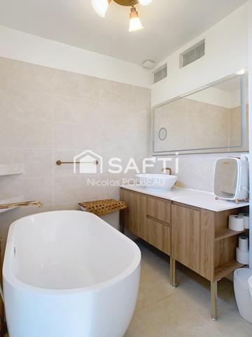 Rare plain-pied total