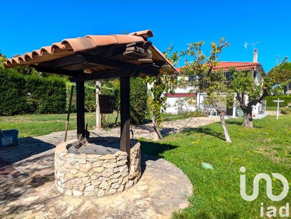 Maison traditionnelle 7 pièces de 170 m² à Bouc-Bel-Air (13320)