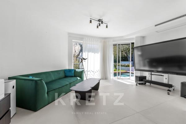 Valbonne – Rare villa contemporaine 7 chambres avec piscine et prestations premium
