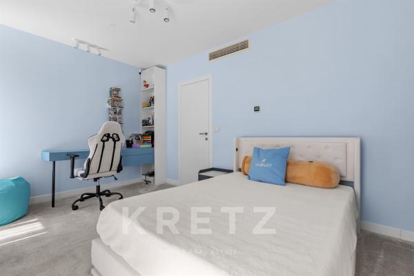Valbonne – Rare villa contemporaine 7 chambres avec piscine et prestations premium