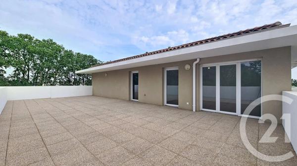 Appartement F4 à vendre  4 pièces - 89,79 m 2   ST MARTIN DE CRAU  - 13