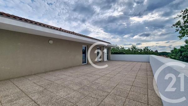 Appartement F4 à vendre  4 pièces - 89,79 m 2   ST MARTIN DE CRAU  - 13