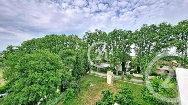 Appartement F4 à vendre  4 pièces - 89,79 m 2   ST MARTIN DE CRAU  - 13