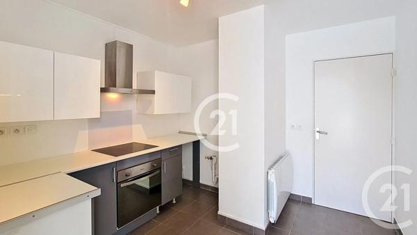 Appartement F4 à vendre  4 pièces - 89,79 m 2   ST MARTIN DE CRAU  - 13