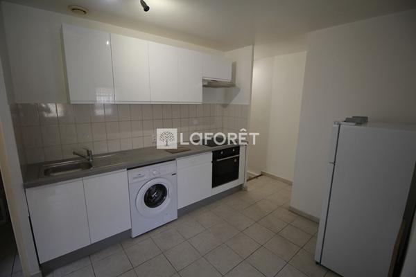 Location appartement près de MARIGNANE - 1 pièce(s) - 24 m² - 550 €/mois