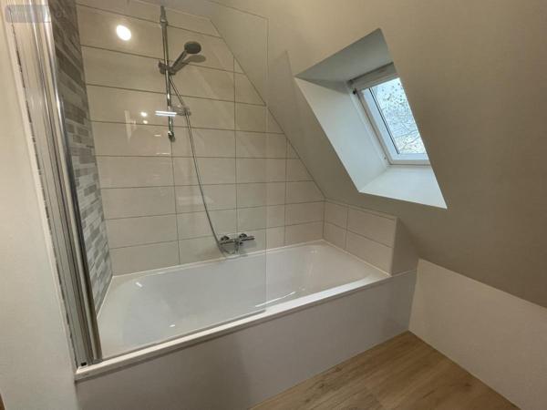 Maison à louer à Vaiges en Mayenne (53480), ref : 53032-L319