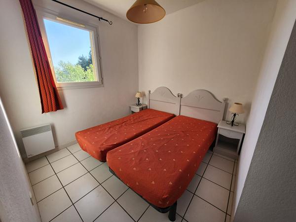 EXCLUSIVITE A SAINT SATURNIN LES AVIGNON - MAISON/APPARTEMENT A VENDRE EN RESIDENCE FERMEE SECURISEE AVEC TERRASSE + PARKING PRIVE